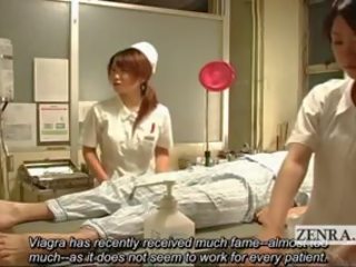 Subtitulado mujer vestida hombre desnudo japonesa enfermeras hospital paja disparo de corrida
