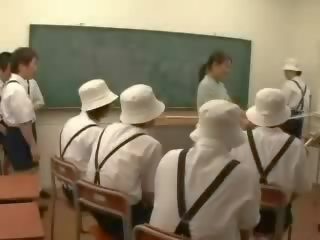 Japán osztályterem tréfa film