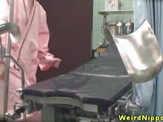 Portekiz anal creampie civcivler parmaklı tarafından surgeon