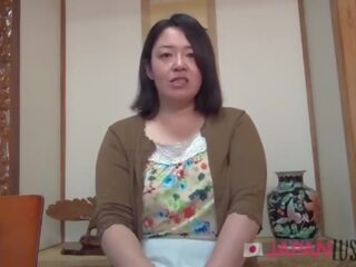 चब्बी प्रधान जपानीस सुविधा प्यार करता है शिश्न indoors और सड़क पर